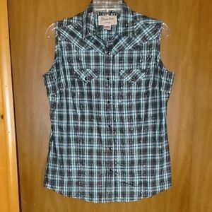 Wrangler Blue Sleeveless Button Down Shirt